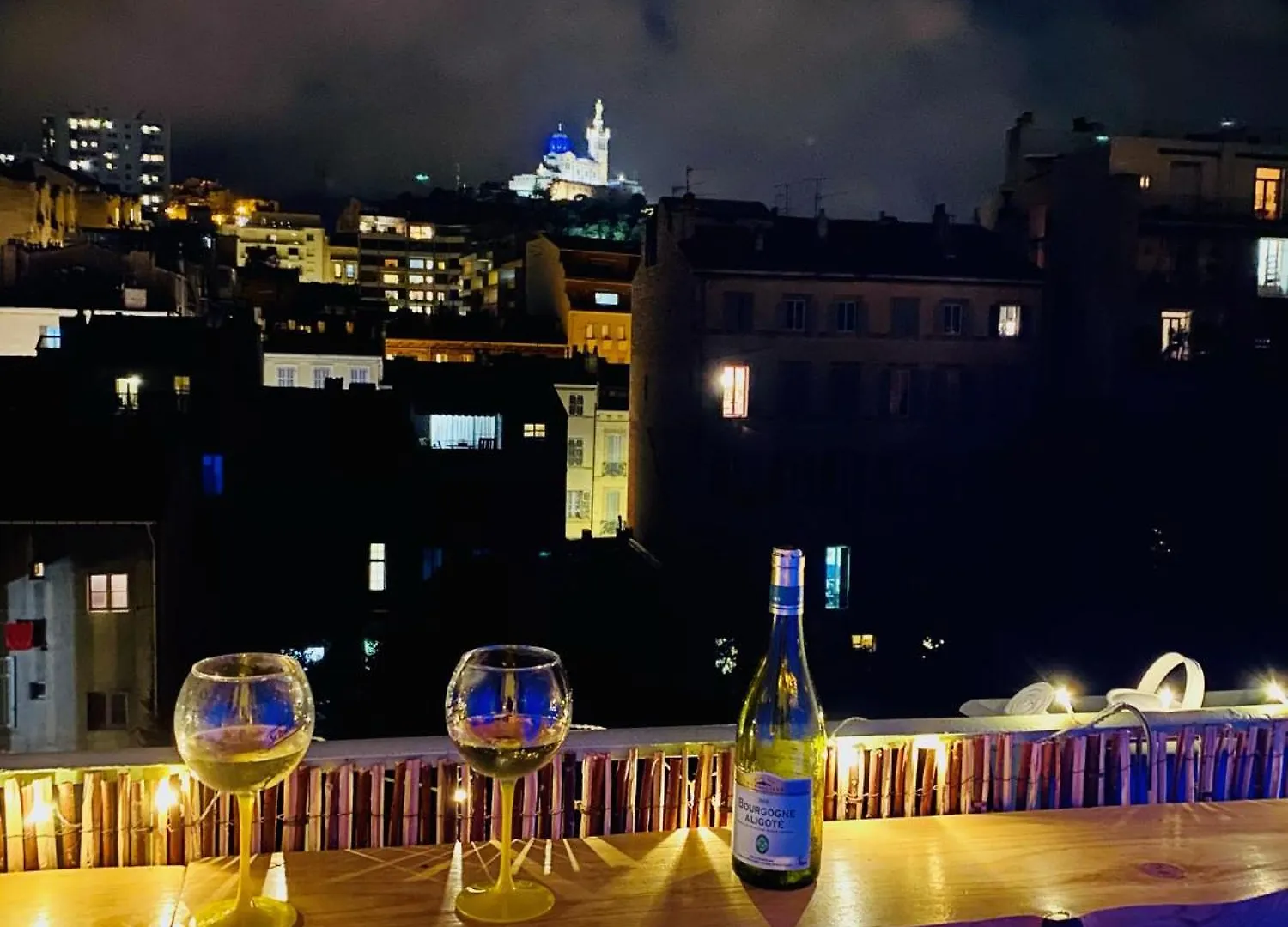 Ferienwohnung Superbe T2 Au Coeur De Marseilles